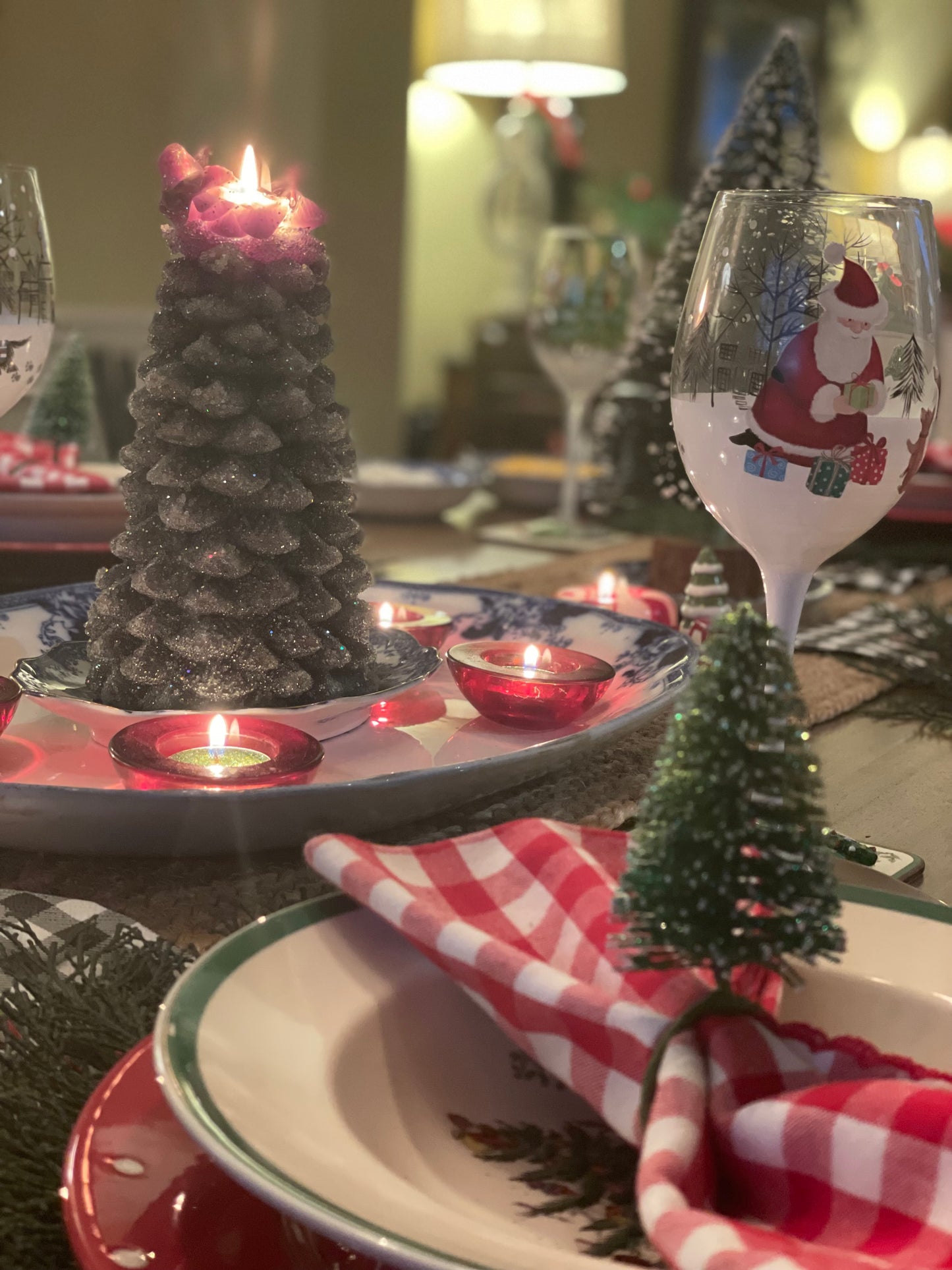 Spode Christmas Tree Dishes for 4